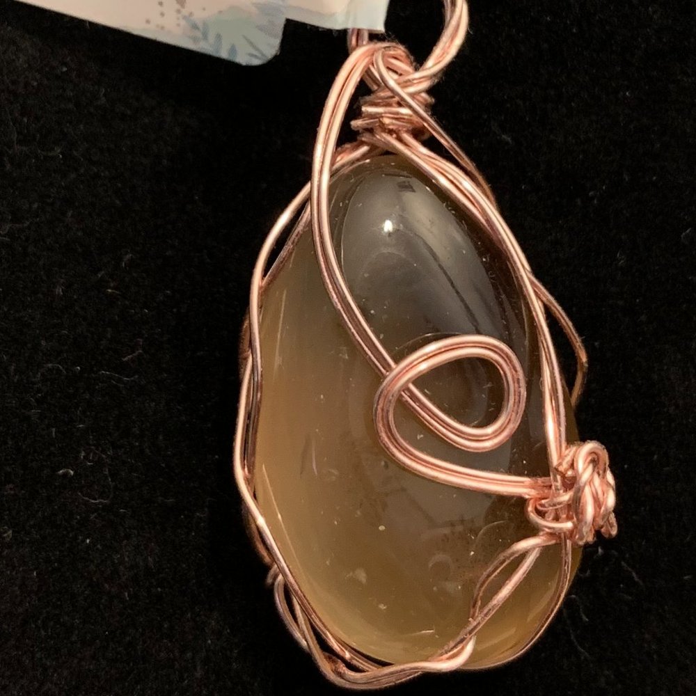 Agate with wire knotted rose #29, Polished Stone Pendant